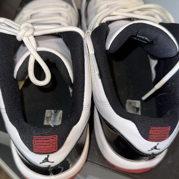 Size 6.5Y - Jordan 11 Retro Low Concord-Bred - Picture 6 of 7